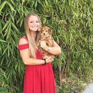 Meet your Posher, Lauren